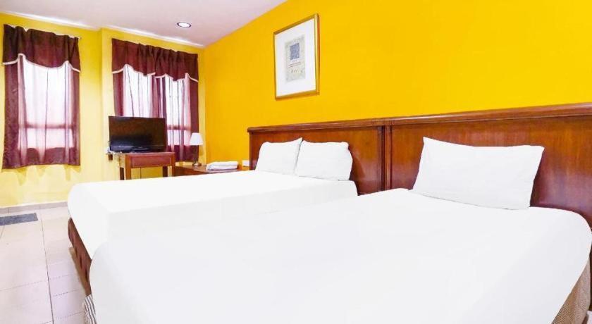 Oyo 90486 New Station Hotel Klang Esterno foto